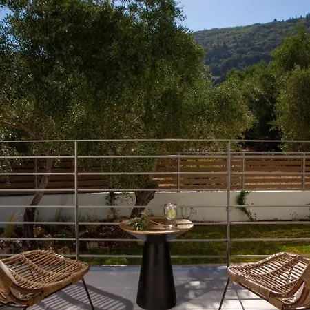 Βίλα Hyades B A Premier Luxury Getaway Near