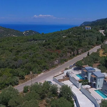 Hyades B A Premier Luxury Getaway Near Δρυμώνας