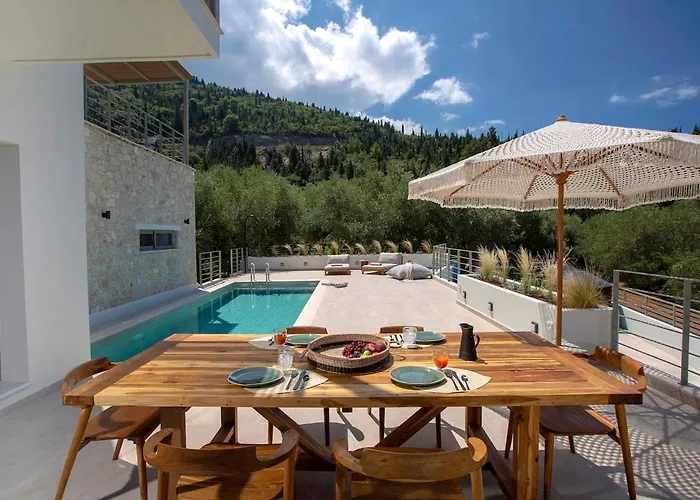 Hyades B A Premier Luxury Getaway Near Drymon