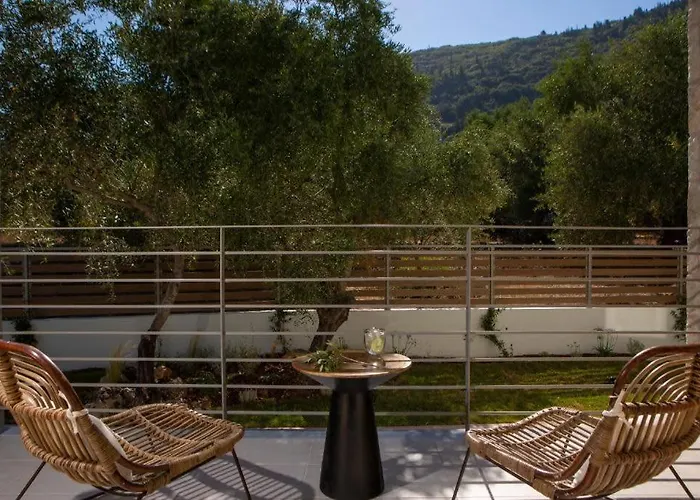 Вилла Hyades B A Premier Luxury Getaway Near